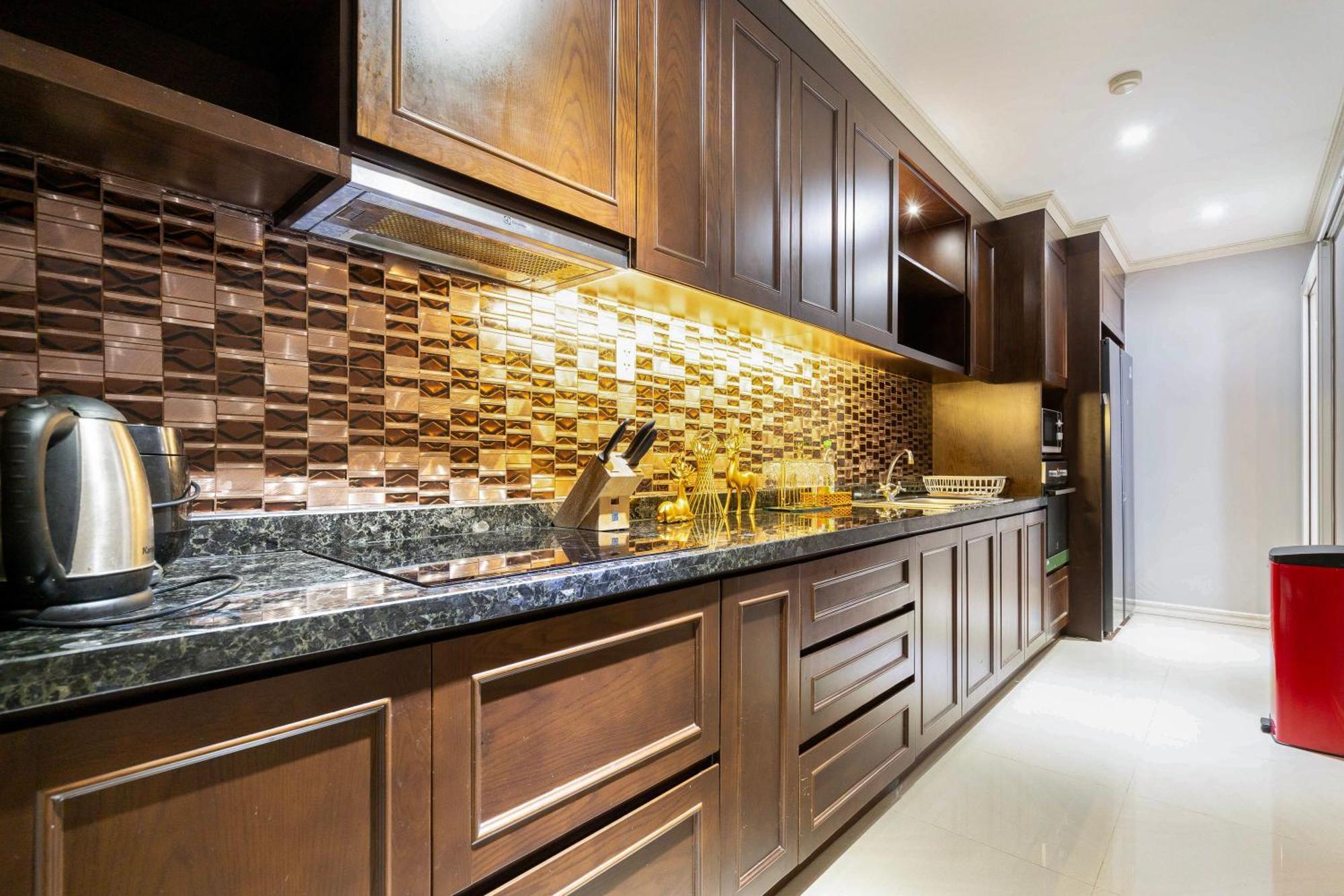 2Br 3Br Luxury Apartment Sky Pool Хошимин Экстерьер фото